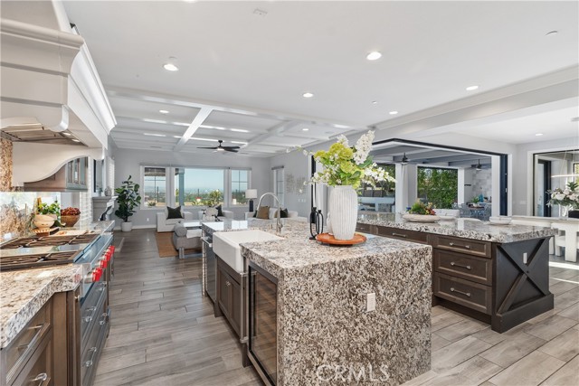 104 Scenic Crest, Irvine CA: https://media.crmls.org/medias/e0ee7f06-2586-4731-b3d6-2737063305af.jpg