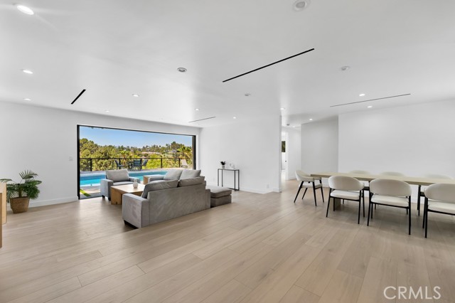 17072 Oak View Drive, Encino CA: https://media.crmls.org/medias/e0eeba10-0762-4516-bc6e-4678d329b1a0.jpg