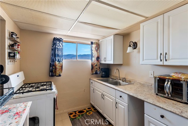 Detail Gallery Image 15 of 29 For 61978 Aster Pl, Joshua Tree,  CA 92252 - 3 Beds | 2 Baths