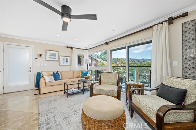 Detail Gallery Image 7 of 41 For 174 Cliff Dr #F,  Laguna Beach,  CA 92651 - 2 Beds | 2 Baths