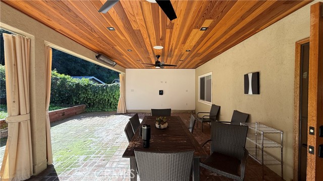 Detail Gallery Image 13 of 31 For 2248 E Chevy Chase, Glendale,  CA 91206 - 3 Beds | 3 Baths