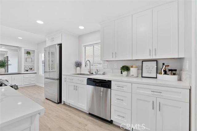 11250 Ramona, Montclair CA: https://media.crmls.org/medias/e0f09614-ae05-48b8-bfd0-544463a10375.jpg