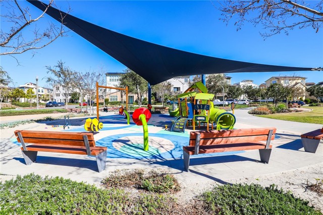 24 Granja Court, Rancho Mission Viejo CA: https://media.crmls.org/medias/e0f0ff33-629f-4e00-8d30-e7bae9b42eec.jpg