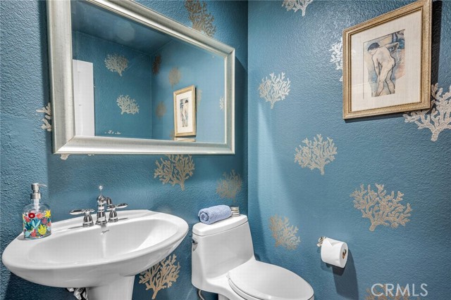 Detail Gallery Image 14 of 27 For 154 via Katrina, Newbury Park,  CA 91320 - 2 Beds | 2/1 Baths