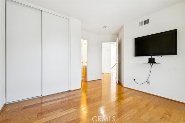 Detail Gallery Image 27 of 44 For 22939 Raintree, Saugus,  CA 91390 - 4 Beds | 3 Baths