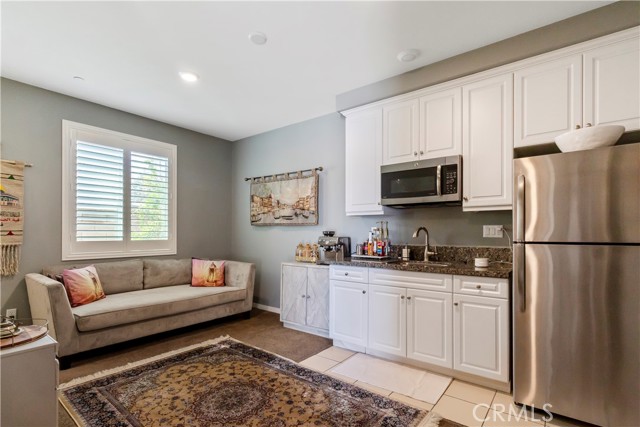 Detail Gallery Image 19 of 29 For 8438 Bullhead Ct, Rancho Cucamonga,  CA 91739 - 5 Beds | 3/1 Baths