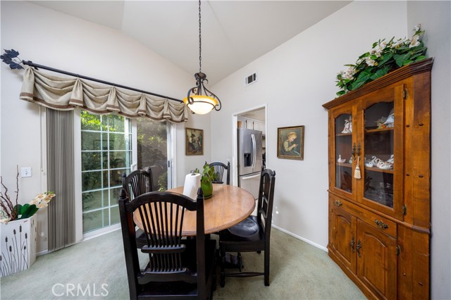 Detail Gallery Image 7 of 26 For 2669 Calle Bienvenido, Thousand Oaks,  CA 91360 - 3 Beds | 2 Baths