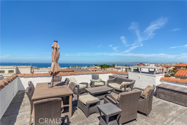 850 Loma Drive, Hermosa Beach, California 90254, ,Residential Income,Sold,Loma,SB22184820