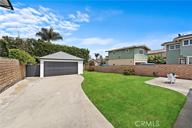 1637 Nelson Avenue, Manhattan Beach, California 90266, 2 Bedrooms Bedrooms, ,1 BathroomBathrooms,Residential,Sold,Nelson,SB23071234