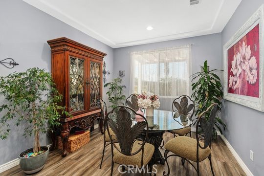 Detail Gallery Image 3 of 19 For 7571 Clementine, Corona,  CA 92880 - 5 Beds | 3 Baths