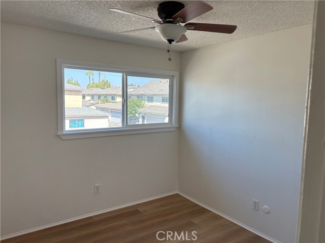 Detail Gallery Image 7 of 9 For 21 Scottsdale, Carson,  CA 90745 - 3 Beds | 2 Baths