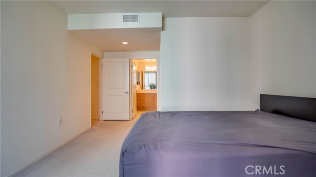 267 S San Pedro Street #210, Los Angeles, CA, 90012 267 S San Pedro Street #210, Los Angeles, CA, 90012