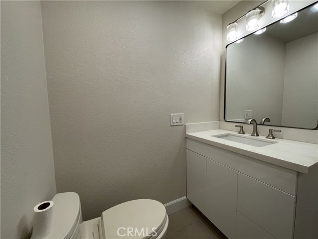 Detail Gallery Image 13 of 67 For 6492 Fairlynn Blvd, Yorba Linda,  CA 92886 - 5 Beds | 4 Baths