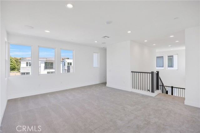169 Creation, Irvine CA: https://media.crmls.org/medias/e0f7249d-01ba-4552-94ea-428fed21bbe8.jpg