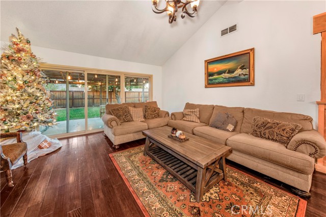 Detail Gallery Image 9 of 42 For 28943 Gifford Ave, Moreno Valley,  CA 92555 - 4 Beds | 2 Baths