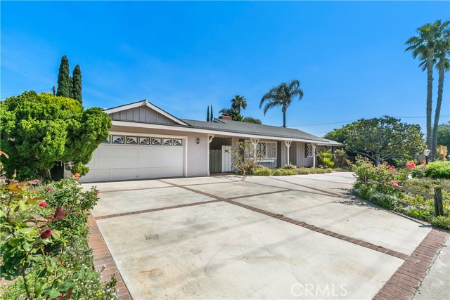 17441 E Santa Clara Ave, North Tustin, CA 92705