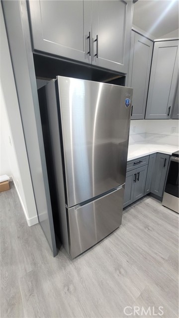 Detail Gallery Image 7 of 23 For 1605 Santa Ana St #B,  Anaheim,  CA 92805 - 2 Beds | 2 Baths