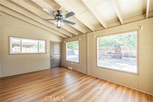 5808 Monterey Place, Palmdale CA: https://media.crmls.org/medias/e0f7d1b4-b7e6-4f23-81b8-cd500cb1c703.jpg