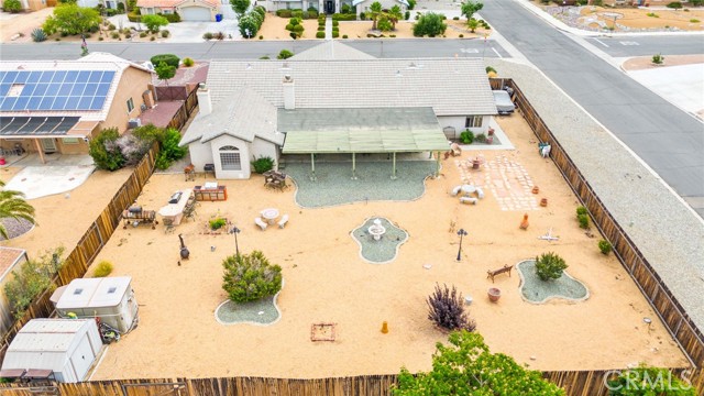 12710 Yorkshire Drive, Apple Valley CA: https://media.crmls.org/medias/e0f7fb70-d12f-4e8a-859a-10ab7003f8fb.jpg