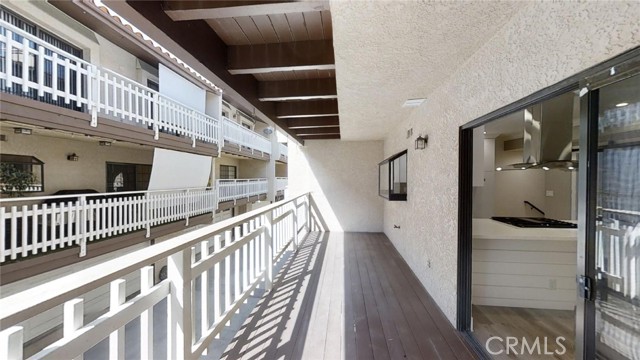 404 Avenue G, Redondo Beach, California 90277, 3 Bedrooms Bedrooms, ,2 BathroomsBathrooms,Residential,Sold,Avenue G,SB22164633