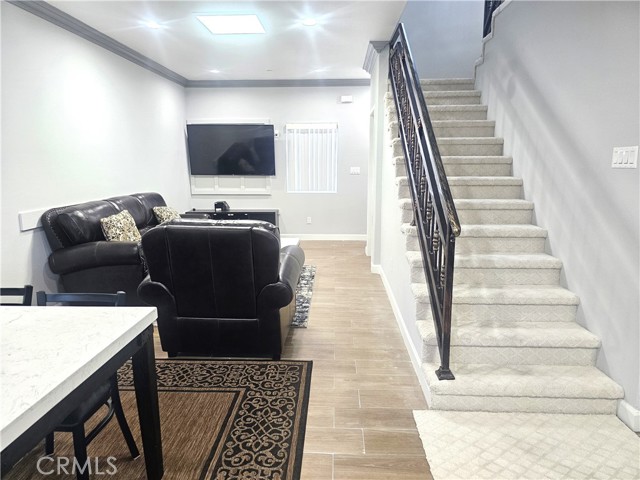 Detail Gallery Image 8 of 36 For 1741 S Easy Way, Anaheim,  CA 92804 - 3 Beds | 2/1 Baths
