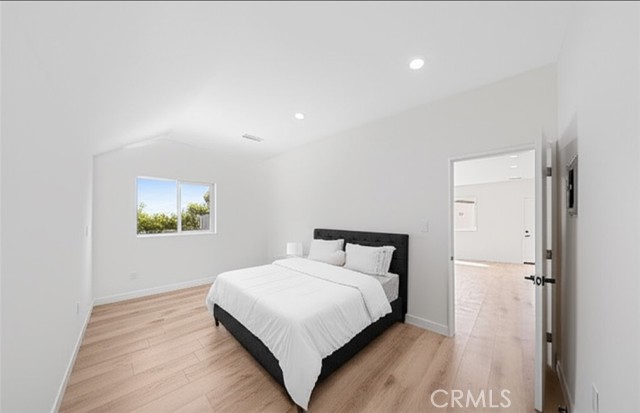 12244 Todd Court, North Hollywood CA: https://media.crmls.org/medias/e0f955f1-4f17-45e6-9108-e60eab0e7b4c.jpg