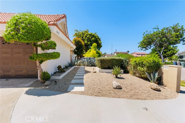 Detail Gallery Image 67 of 69 For 17698 Locust St, Fountain Valley,  CA 92708 - 7 Beds | 6 Baths