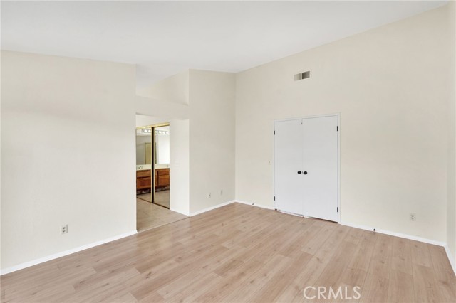 Detail Gallery Image 32 of 66 For 12734 Trotters Ln, Victorville,  CA 92392 - 3 Beds | 3 Baths