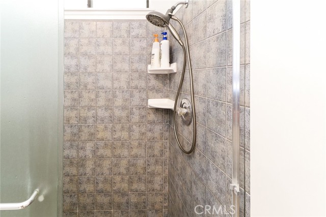 6815 Arthur Court, Chino CA: https://media.crmls.org/medias/e0faa4f2-d275-4f86-a74d-d608a2c6da00.jpg