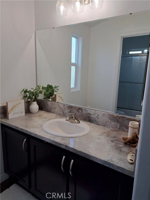 Detail Gallery Image 11 of 24 For 400 E. Arbor St. #1,  Long Beach,  CA 90805 - 3 Beds | 2 Baths