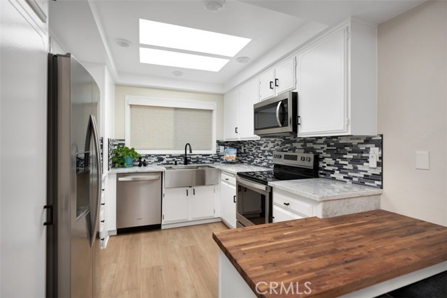 3311 Via Carrizo, Laguna Woods CA: https://media.crmls.org/medias/e0fbc147-d823-4f53-95c3-8e01f20795b6.jpg