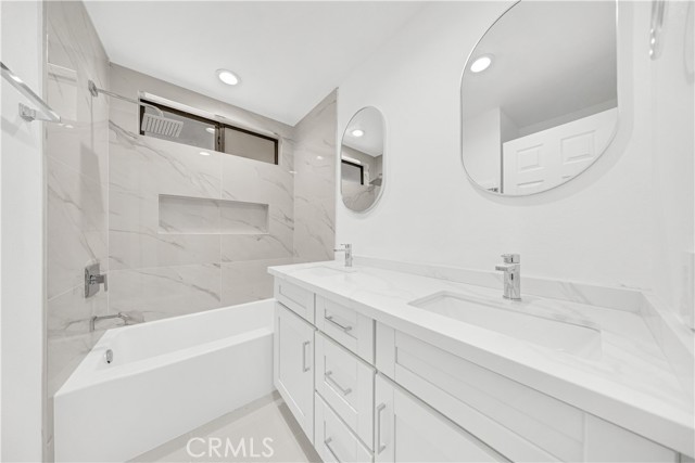 6289 Sunny Meadow Lane, Chino Hills CA: https://media.crmls.org/medias/e0fc1c0f-4c36-488f-bb37-4f2f505b2889.jpg