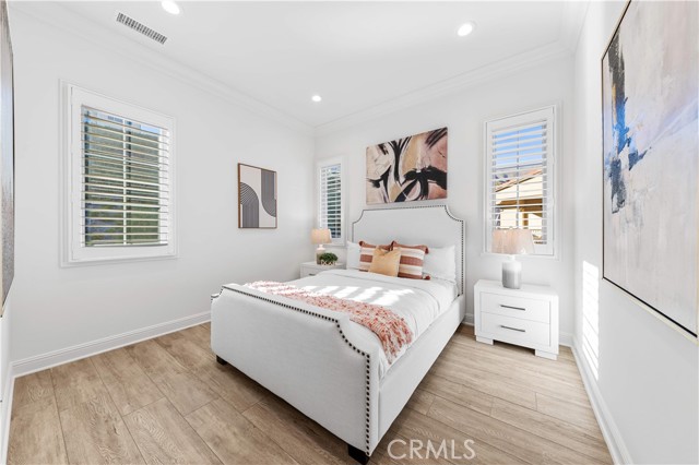 111 great oak, Irvine CA: https://media.crmls.org/medias/e0fc2ab2-e0ae-4b83-9699-a49e0dff2089.jpg