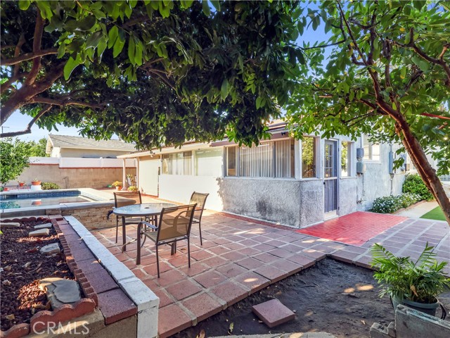 8651 Ranchito Avenue, Panorama City CA: https://media.crmls.org/medias/e0fd3eb2-96a6-46df-ab44-a23711044828.jpg