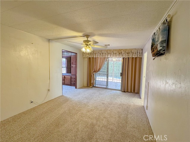 Detail Gallery Image 28 of 39 For 8536 Kern Canyon #218,  Bakersfield,  CA 93306 - 3 Beds | 2 Baths