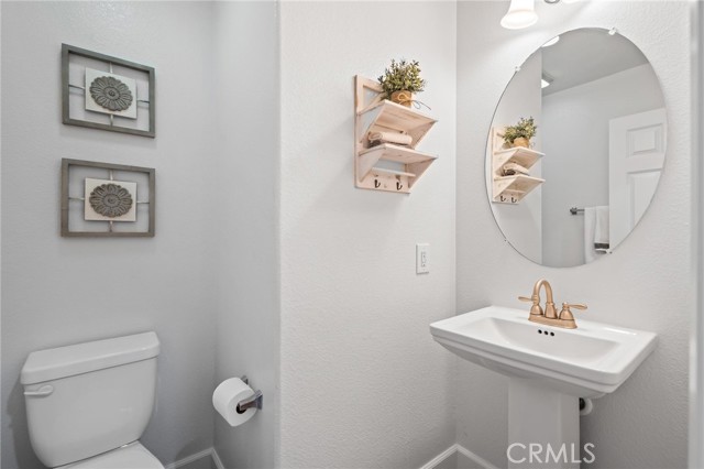 Detail Gallery Image 18 of 36 For 11225 Pinecone St, Corona,  CA 92883 - 4 Beds | 2/1 Baths