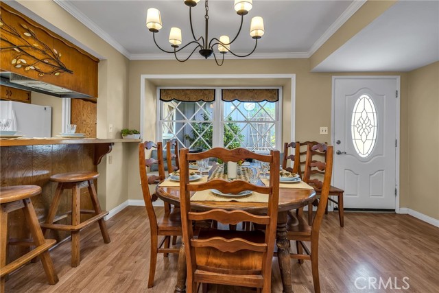 168 Vista Del Parque, Redondo Beach, California 90277, 6 Bedrooms Bedrooms, ,3 BathroomsBathrooms,Residential,Sold,Vista Del Parque,PV22188074