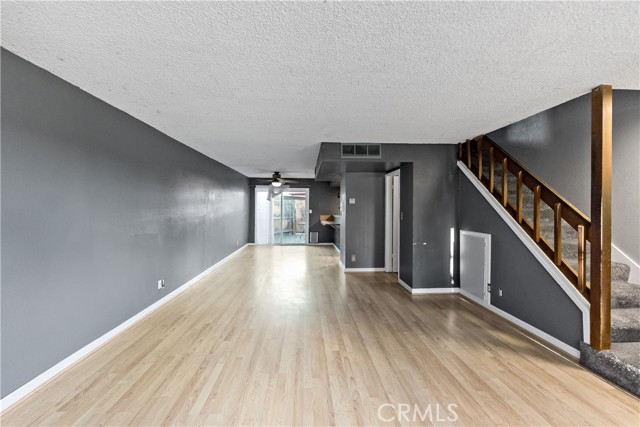 Detail Gallery Image 6 of 18 For 5188 W Ashlan, Fresno,  CA 93612 - 3 Beds | 1/1 Baths