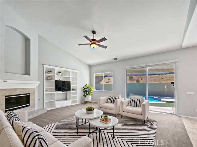 Detail Gallery Image 2 of 21 For 36088 Madora Dr, Wildomar,  CA 92595 - 3 Beds | 3 Baths
