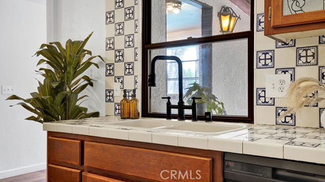 Detail Gallery Image 18 of 51 For 2945 Tyler, Riverside,  CA 92503 - 5 Beds | 3 Baths