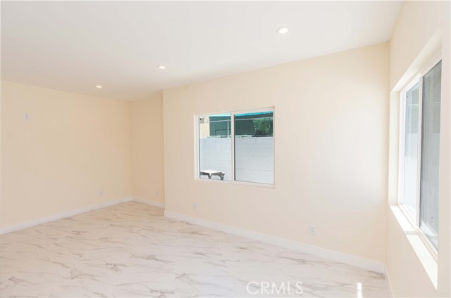 Detail Gallery Image 11 of 13 For 536 Myrtle St a,  Glendale,  CA 91203 - 1 Beds | 1 Baths