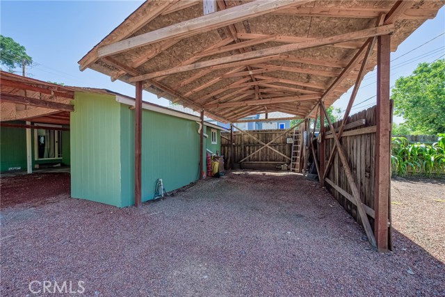 Detail Gallery Image 27 of 37 For 13510 Lower Lakeshore Dr, Clearlake,  CA 95422 - 4 Beds | 2 Baths