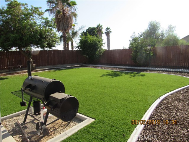 Detail Gallery Image 21 of 22 For 12683 Ninebark St, Moreno Valley,  CA 92553 - 3 Beds | 2/1 Baths