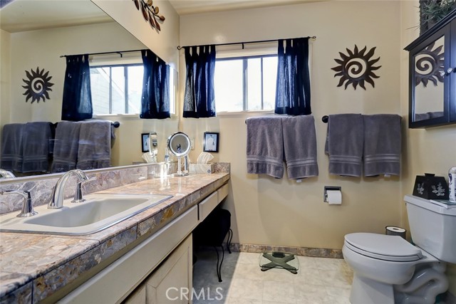 340 24th Street, Hermosa Beach, California 90254, 3 Bedrooms Bedrooms, ,3 BathroomsBathrooms,Residential,Sold,24th,SB22025950