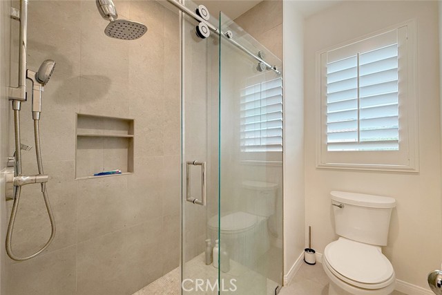 19916 Esmeralda Court, Yorba Linda CA: https://media.crmls.org/medias/e102dc34-0cf5-4522-8124-812df1c5e0cf.jpg