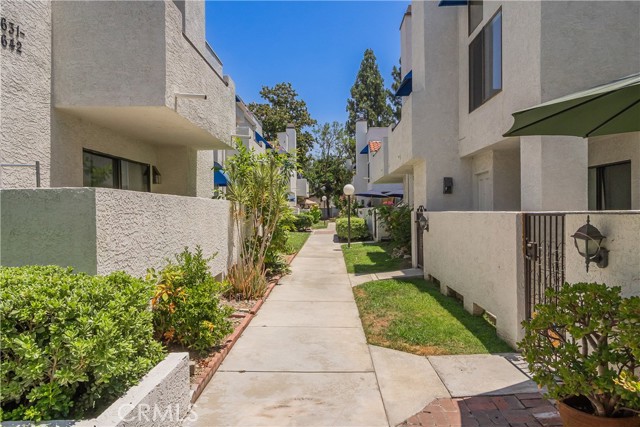 623 Park Shadow Court, Baldwin Park CA: https://media.crmls.org/medias/e104a4cc-c464-4aa1-b6f3-292d0f606e08.jpg