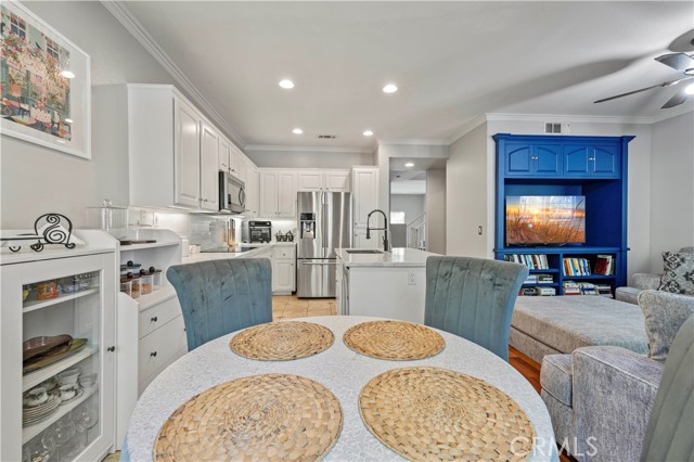 23402 Brookdale Lane, Valencia CA: https://media.crmls.org/medias/e104e007-635b-4069-b112-0a94b22c4637.jpg