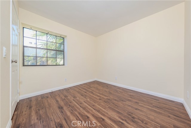 Detail Gallery Image 25 of 27 For 2602 Monte Carlo Dr #10,  Santa Ana,  CA 92706 - 3 Beds | 2/1 Baths