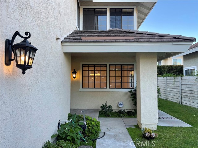 Detail Gallery Image 3 of 34 For 3 Rushingwind #4,  Irvine,  CA 92614 - 3 Beds | 2/1 Baths