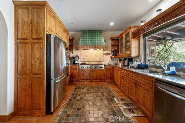 9075 Mesa Vista Street, Apple Valley CA: https://media.crmls.org/medias/e109f73c-558b-4379-914f-6d6f7cfa7e89.jpg